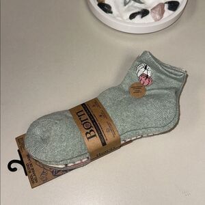 BORN OS Green White Pink Printed Fall Wool Blend Quarter Outdoor Warm Socks 4pk